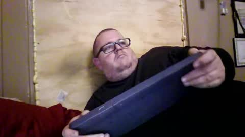 The hopeless romantic online show from 12/19/25, 08:32