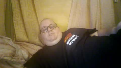 The hopeless romantic online show from 04/27/26, 01:25