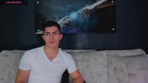 Snapshot of crhistian1_ chatting on 12/29/24, 01:13 CRHISTIAN online show from 12/29/24, 01:13