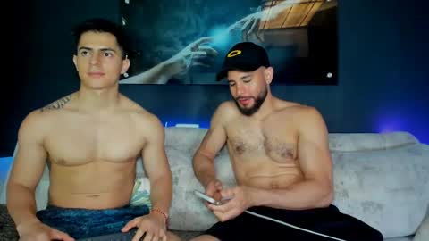 Snapshot of crhistian1_ chatting on 03/10/25, 04:25 CRHISTIAN online show from 03/10/25, 04:25