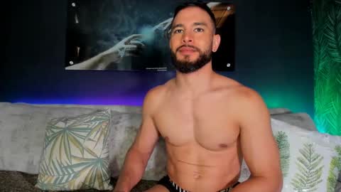 Snapshot of crhistian1_ chatting on 03/12/25, 04:35 CRHISTIAN online show from 03/12/25, 04:35