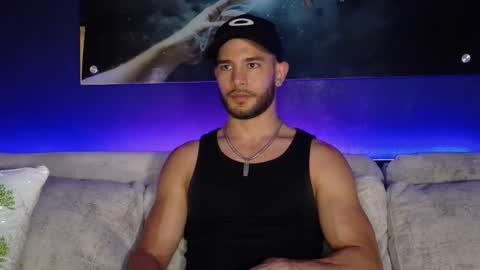 Snapshot of crhistian1_ chatting on 09/08/25, 10:31 CRHISTIAN online show from 09/08/25, 10:31