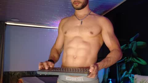 Snapshot of crhistian1_ chatting on 09/10/25, 09:26 CRHISTIAN online show from 09/10/25, 09:26