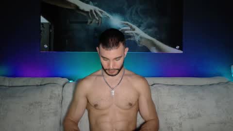 Snapshot of crhistian1_ chatting on 02/10/26, 03:32 CRHISTIAN online show from 02/10/26, 03:32