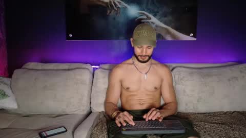 Snapshot of crhistian1_ chatting on 03/04/26, 03:18 CRHISTIAN online show from 03/04/26, 03:18