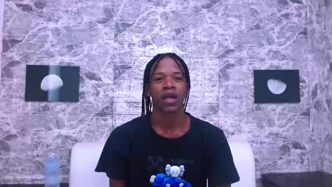 CriisBrown  online show from 11/13/25, 11:20