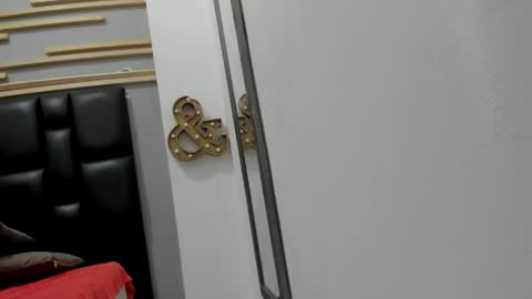 criistal_castro online show from 05/28/26, 08:11