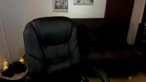 Tatiana  online show from 09/26/25, 05:00