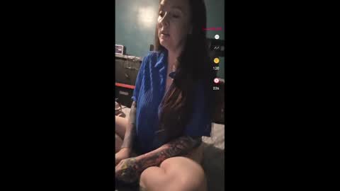 crimsongingerale online show from 04/04/26, 07:06