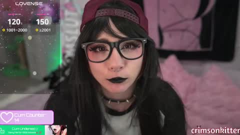 Snapshot of crimsonkitten chatting on 03/08/25, 10:32 Crimson Kitten online show from 03/08/25, 10:32