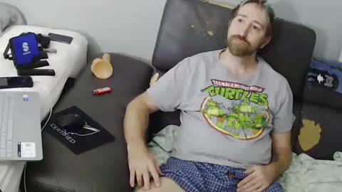 Tokey Smurf hanging out never done this before online show from 09/28/25, 04:29