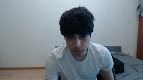 Snapshot of cris_peace chatting on 06/22/26, 03:25 JOIN IN A FAN CLUB AND YOU WILL HAVE 90 OF MY PHOTOVIDEO FREE FANSLY - online show from 06/22/26, 03:25