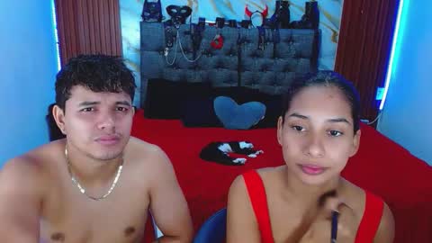 CRISANDMERY online show from 12/18/25, 07:03