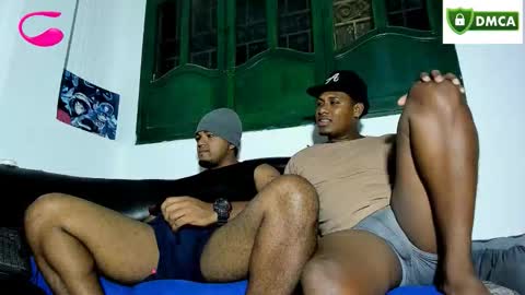 yereimis y jaider  online show from 10/10/25, 02:10