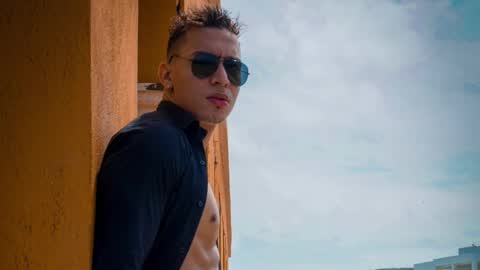 Cristopher online show from 03/31/26, 01:40