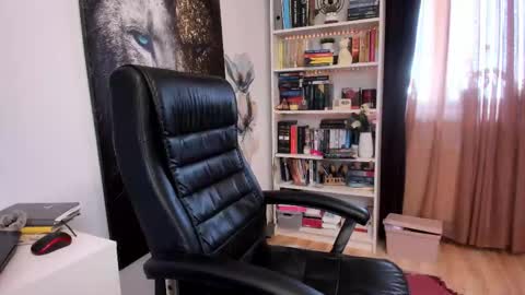 Twitter Christinne p online show from 03/06/26, 10:23