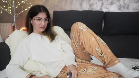 crissy_love online show from 01/28/25, 07:53