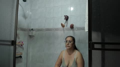 Snapshot of cristal_18xxx chatting on 02/09/25, 03:22 Cristal online show from 02/09/25, 03:22