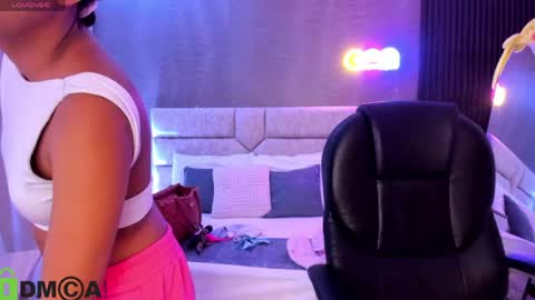 cristal__adams online show from 04/12/26, 12:10