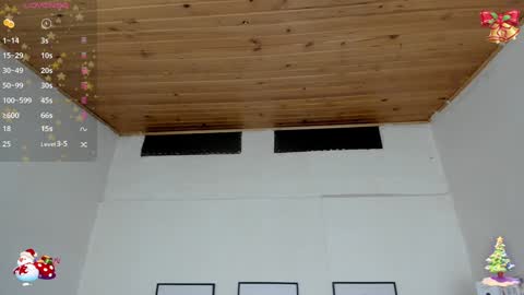 Snapshot of cristal__hot_1 chatting on 12/04/24, 10:24 Cristal online show from 12/04/24, 10:24