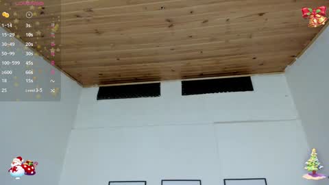 Snapshot of cristal__hot_1 chatting on 12/14/24, 10:34 Cristal online show from 12/14/24, 10:34