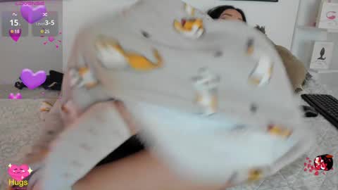 Snapshot of cristal__hot_1 chatting on 02/21/25, 10:28 Cristal online show from 02/21/25, 10:28