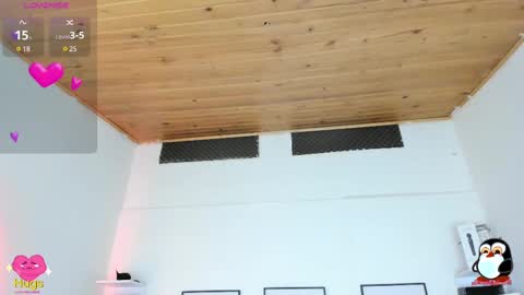 Snapshot of cristal__hot_1 chatting on 02/23/25, 10:17 Cristal online show from 02/23/25, 10:17