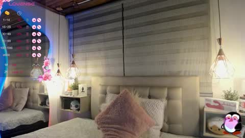 Snapshot of cristal__hot_1 chatting on 11/02/25, 04:04 Cristal online show from 11/02/25, 04:04