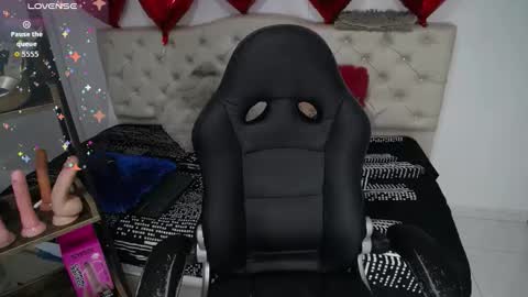 Milena online show from 09/18/25, 05:20