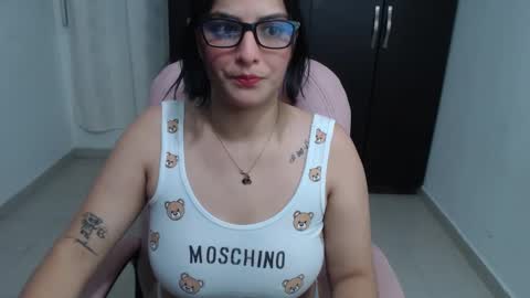 Cristal online show from 01/24/25, 03:43