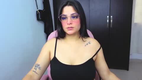 Cristal online show from 12/19/25, 10:17