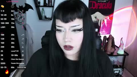 Cris online show from 09/27/25, 03:28