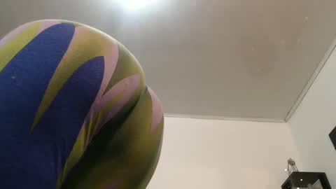 Hanna  online show from 12/28/24, 02:42