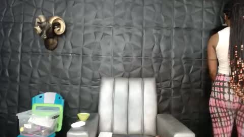 Hanna  online show from 09/12/25, 09:31