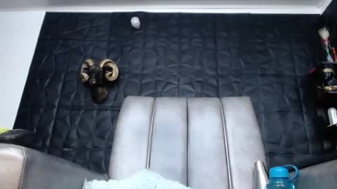 Hanna  online show from 02/28/26, 12:33