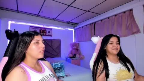 cristal_smith20 online show from 04/24/26, 02:36