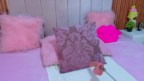 STEFANYIG cristalsubin online show from 11/28/25, 12:08