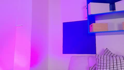 Nicole  Connection time 220pm-910pmCol online show from 02/14/26, 08:05