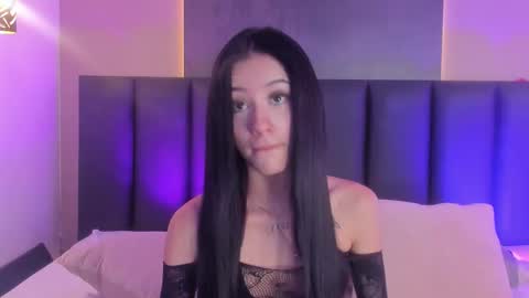 Nicole  Connection time 220pm-910pmCol online show from 02/16/26, 07:43