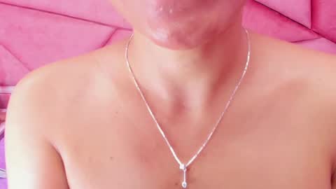 Snapshot of cristalhorny_69 chatting on 01/04/25, 09:43 Cristal online show from 01/04/25, 09:43