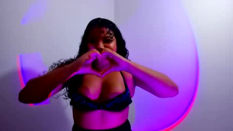 cristal online show from 10/11/25, 04:22