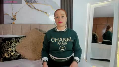 Snapshot of cristalwalker__ chatting on 06/12/26, 10:36 cristal walker online show from 06/12/26, 10:36