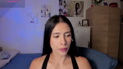 Snapshot of cristamunez chatting on 06/23/26, 02:53 veronika online show from 06/23/26, 02:53