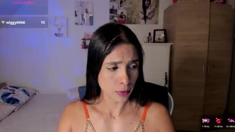 Snapshot of cristamunez chatting on 07/05/26, 03:56 veronika online show from 07/05/26, 03:56