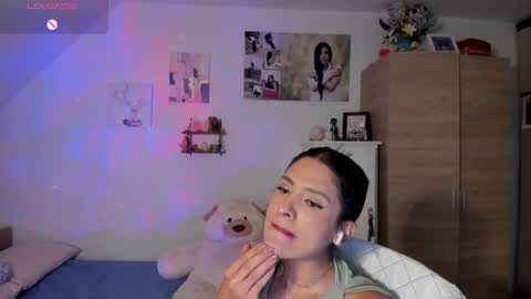 Snapshot of cristamunez chatting on 07/14/26, 04:06 veronika online show from 07/14/26, 04:06