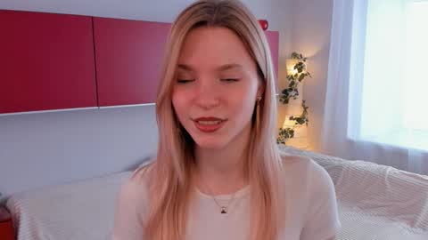 Cristas online show from 03/24/26, 01:16