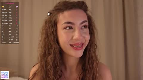 Snapshot of cristiagresto chatting on 12/17/25, 04:51 Emma Gift for each subscriber of the fan club online show from 12/17/25, 04:51