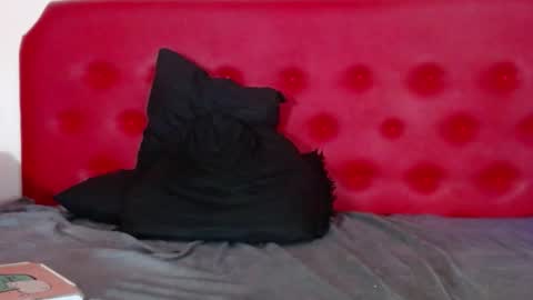 Snapshot of cristian_hot9 chatting on 11/24/25, 07:13 cristian hot9 online show from 11/24/25, 07:13