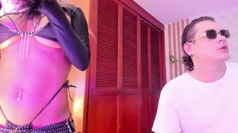 Snapshot of cristianblaze_pamelareal chatting on 10/30/25, 08:05 Cris Pame online show from 10/30/25, 08:05