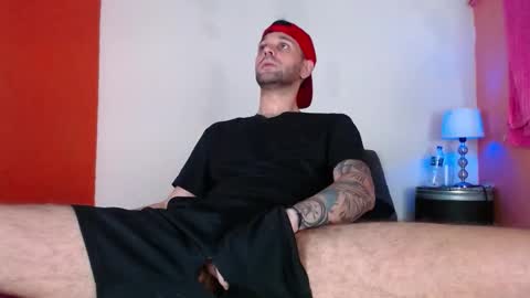 cristianhot125 online show from 03/25/26, 09:21